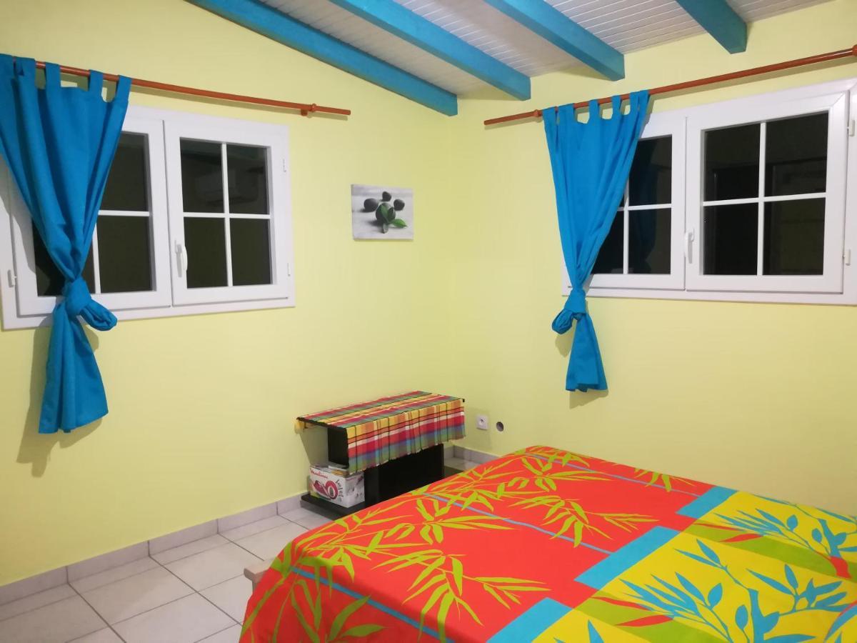Calme Villa Sainte-Rose Luaran gambar